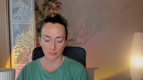 save the qween online show from February 17, 2026, 6:43 am