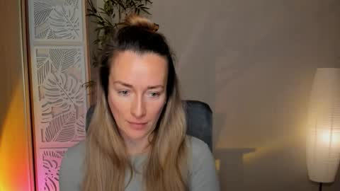 save the qween online show from February 25, 2026, 7:18 am