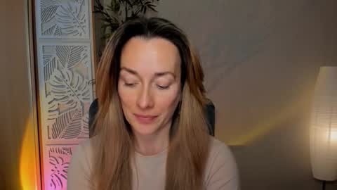 Snapshot of save_the_qween chatting on March 2, 2026, 7:15 am save the qween online show from March 2, 2026, 7:15 am