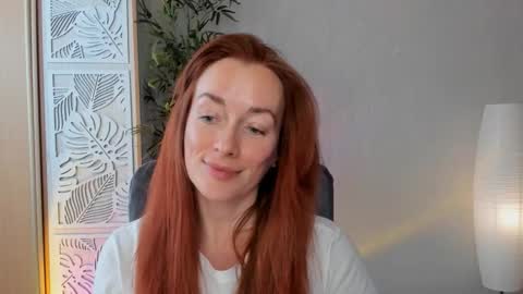 Snapshot of save_the_qween chatting on March 7, 2026, 6:43 am save the qween online show from March 7, 2026, 6:43 am