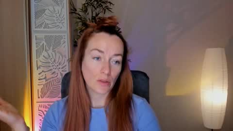 Snapshot of save_the_qween chatting on March 25, 2026, 7:25 am save the qween online show from March 25, 2026, 7:25 am