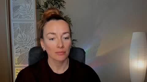 save the qween online show from May 4, 2026, 6:20 am