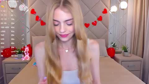 Snapshot of sayl0r_moon chatting on February 27, 2025, 12:21 am Kira GMT 7 Mon Thu-Sun 0800am-0200pm online show from February 27, 2025, 12:21 am