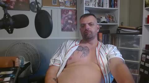 Snapshot of scarecrow2wm chatting on September 13, 2025, 11:04 pm Kent Clark online show from September 13, 2025, 11:04 pm