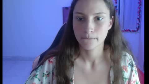 scarlet378580 online show from April 28, 2026, 2:11 pm