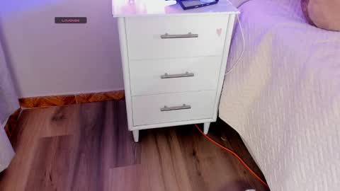 Snapshot of scarlet__hill chatting on December 10, 2024, 5:44 pm scarlet hill online show from December 10, 2024, 5:44 pm