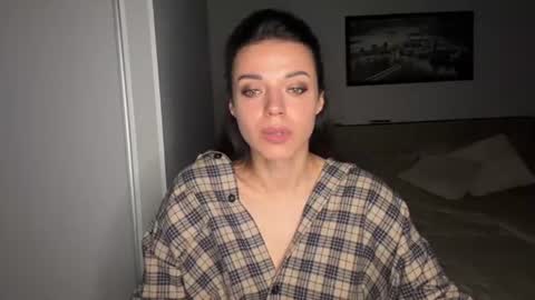 Sophie online show from June 11, 2026, 7:06 am