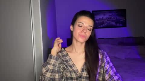 Sophie online show from July 7, 2026, 7:29 pm