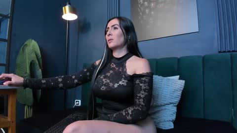 Scarlet Edwars online show from January 15, 2026, 7:17 pm