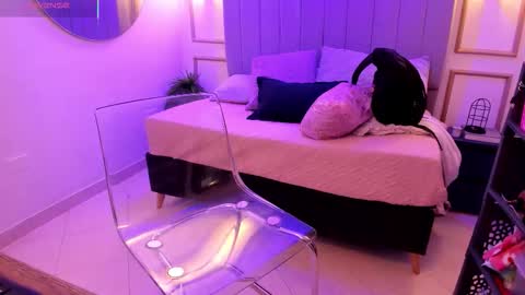  Celeste online show from October 3, 2025, 12:13 pm