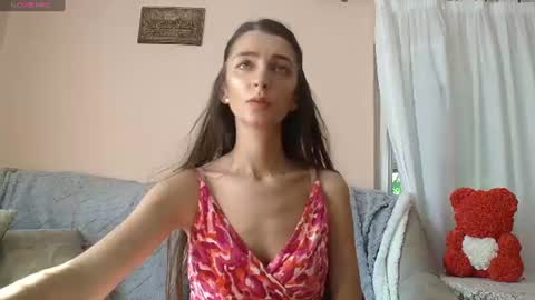 Scarlet online show from July 19, 2026, 3:27 pm