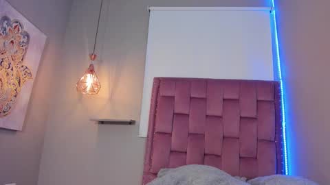 Snapshot of scarlet_vixen_ chatting on March 20, 2026, 12:21 pm scarlet_vixen_ online show from March 20, 2026, 12:21 pm