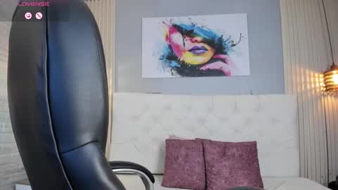 Scarlet online show from January 10, 2026, 7:26 pm