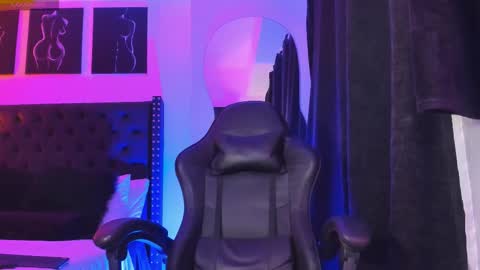 scarleth061 online show from March 11, 2026, 11:33 pm