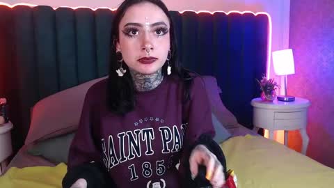 Snapshot of scarleth_fg_ chatting on May 27, 2026, 1:57 am Scarleth online show from May 27, 2026, 1:57 am