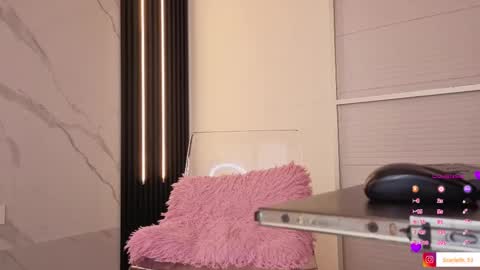 Snapshot of scarleth_red_ chatting on October 7, 2025, 5:21 pm I am  Scarleth  Check mi profile online show from October 7, 2025, 5:21 pm