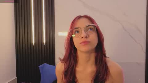 Snapshot of scarleth_red_ chatting on October 23, 2025, 12:04 pm I am  Scarleth  Check mi profile online show from October 23, 2025, 12:04 pm