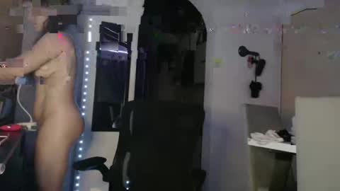 scarletmoons online show from March 11, 2026, 7:25 am