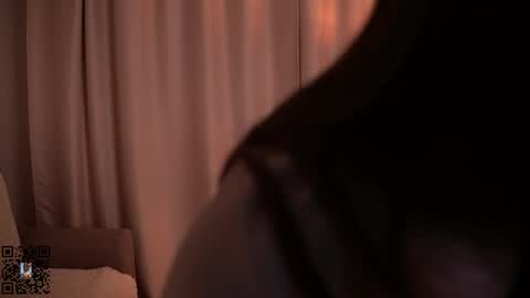 Scarlet online show from February 28, 2025, 9:23 pm