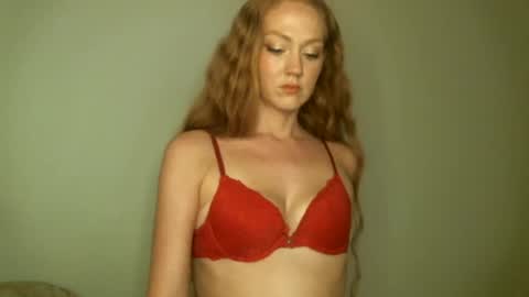 Snapshot of scarletsatine chatting on February 17, 2025, 11:34 am Scarlet Satine online show from February 17, 2025, 11:34 am