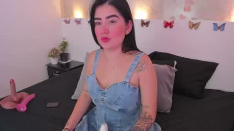 Snapshot of scarlett29_ chatting on June 12, 2026, 10:19 pm Scarlet online show from June 12, 2026, 10:19 pm