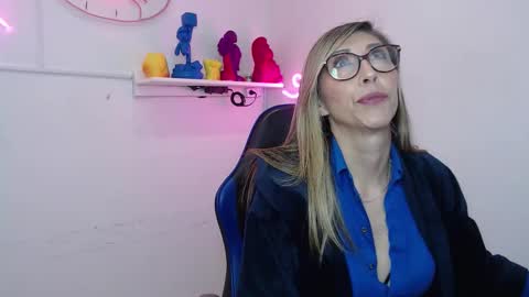 Scarlett online show from March 29, 2026, 11:54 am