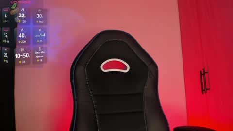 SCARLETT COLLINS online show from April 16, 2026, 1:50 am