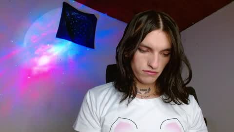 scarlet online show from April 2, 2026, 1:58 am