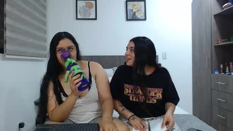 Snapshot of scarlett_evance chatting on March 4, 2026, 6:19 am Scarlett and Jazmin online show from March 4, 2026, 6:19 am