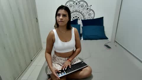 Scarlett Evans online show from March 4, 2025, 2:17 am