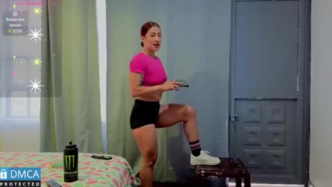 Snapshot of scarlett_fire5 chatting on January 17, 2026, 6:11 pm scarlett_fire5 online show from January 17, 2026, 6:11 pm