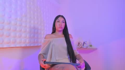 Snapshot of scarlett_fox_atelier chatting on July 1, 2026, 1:02 pm scarlett_fox_atelier online show from July 1, 2026, 1:02 pm