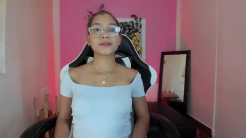 scarlett_lune online show from June 2, 2026, 11:23 am
