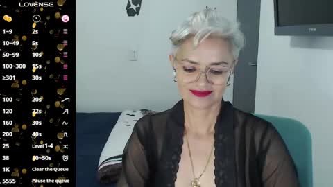 Snapshot of scarlett_paris chatting on March 5, 2025, 2:46 am Scarlett online show from March 5, 2025, 2:46 am