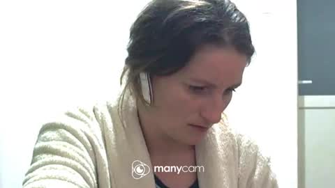 scarlett_queen01 online show from October 19, 2025, 3:40 am