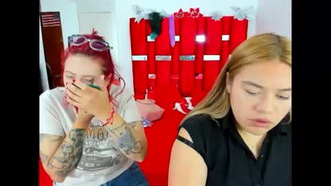 Snapshot of scarlett_red_11 chatting on April 30, 2026, 2:56 pm scarlett_red_11 online show from April 30, 2026, 2:56 pm