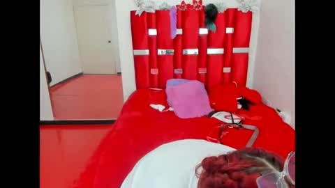 Snapshot of scarlett_red_11 chatting on May 7, 2026, 3:23 am scarlett_red_11 online show from May 7, 2026, 3:23 am