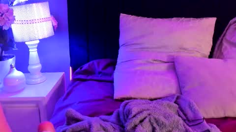 Scarlett online show from March 17, 2026, 5:11 am