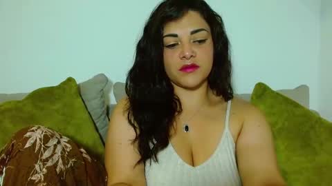 Snapshot of scarlett_tits92 chatting on February 16, 2026, 3:30 pm hellen online show from February 16, 2026, 3:30 pm
