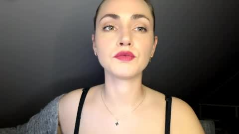 ScarlettxBlonde online show from May 21, 2026, 8:38 pm