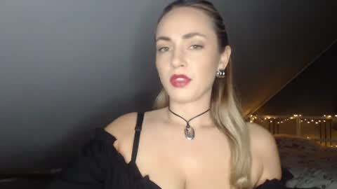 ScarlettxBlonde online show from June 16, 2026, 8:22 pm