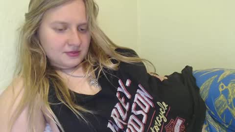 ScarTit Bernhard online show from September 9, 2025, 2:22 am