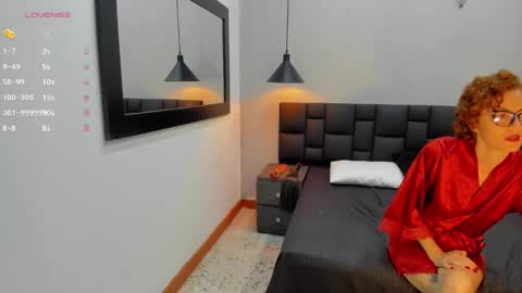 Snapshot of sccarlett_johnnson chatting on February 12, 2025, 1:30 am Ines online show from February 12, 2025, 1:30 am