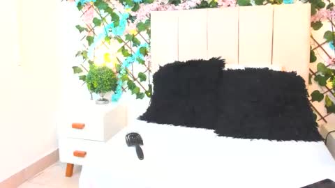 Snapshot of sccarlettjonnes chatting on February 12, 2026, 10:43 am SCARLET online show from February 12, 2026, 10:43 am