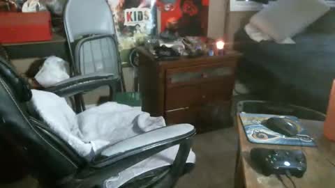 schemin10248 online show from April 20, 2026, 1:30 am