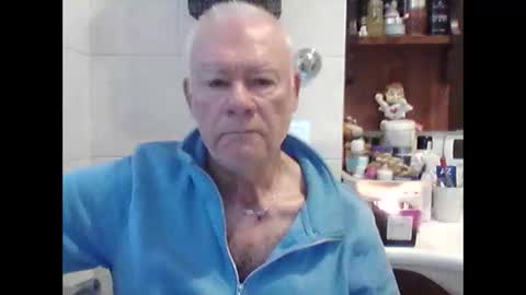Snapshot of schizzodoro chatting on April 27, 2026, 4:10 am schizzodoro online show from April 27, 2026, 4:10 am