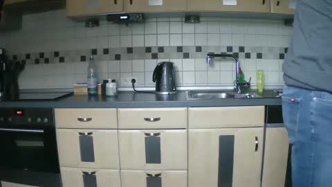 Fritz Schluepper online show from December 21, 2024, 9:55 am