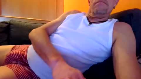 schmuhbaer1 online show from November 3, 2025, 10:38 am