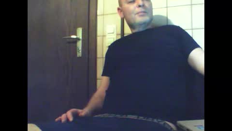 Snapshot of schnibschnab chatting on November 30, 2025, 2:15 am schnibschnab online show from November 30, 2025, 2:15 am