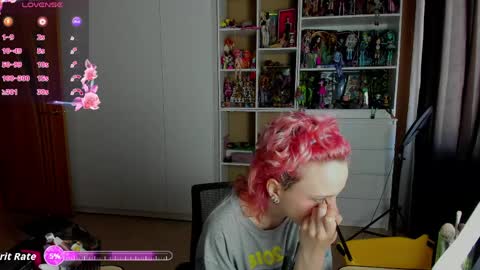 Snapshot of school_love chatting on May 18, 2026, 7:03 am Rina online show from May 18, 2026, 7:03 am